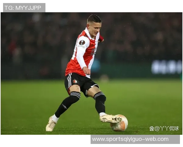 埃因霍温强势3-0战胜费耶诺德三连冠前景光明领跑荷甲17分