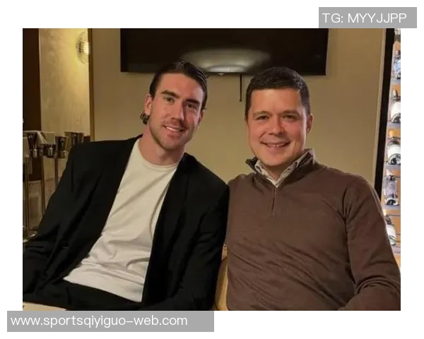 斯基拉透露奇克拒绝多家俱乐部报价决心留在米兰续约谈判顺利进行