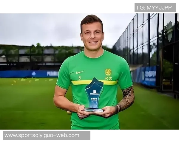 梅米舍维奇即将加盟青岛西海岸引发球迷热议原河北国安外援新动向