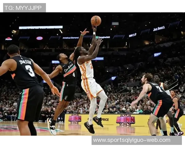 张佳玮分析马刺战术福克斯应成为关键单挑球员 张佳玮分析马刺战术福克斯应成为关键单挑球员