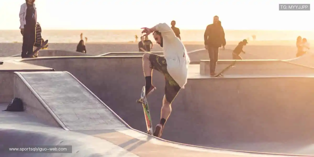 📱 实时互动，畅聊赛事！💬